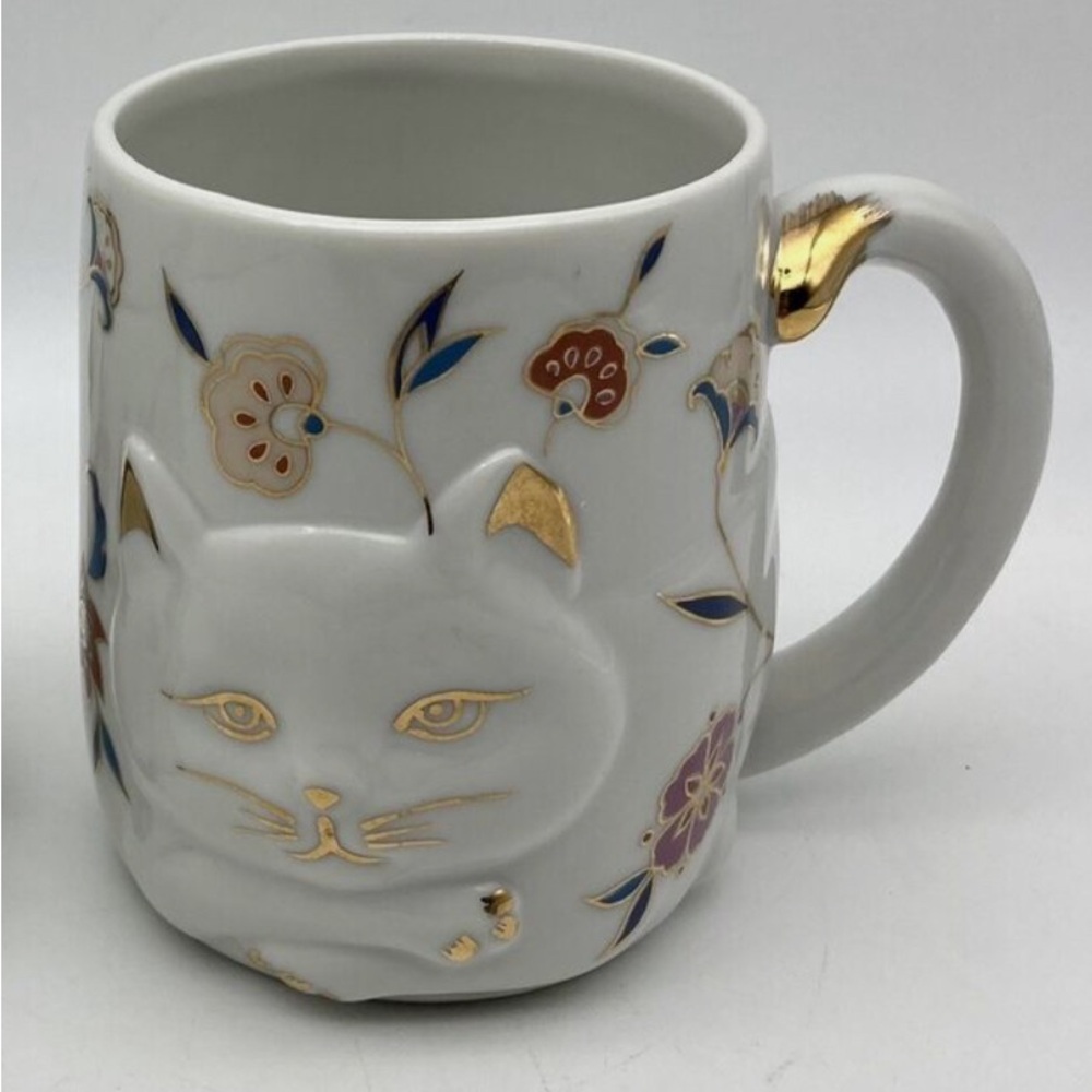 3D Cat Mug Tail Handle Hand Painted Floral 24k Gold Henriksen Imports Vintage